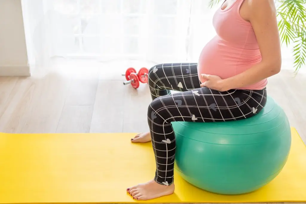 How to Treat Hypertonic Pelvic Floor Symptoms AdobeStock 489867290 how to treat hypertonic pelvic floor symptoms pelvic floor
